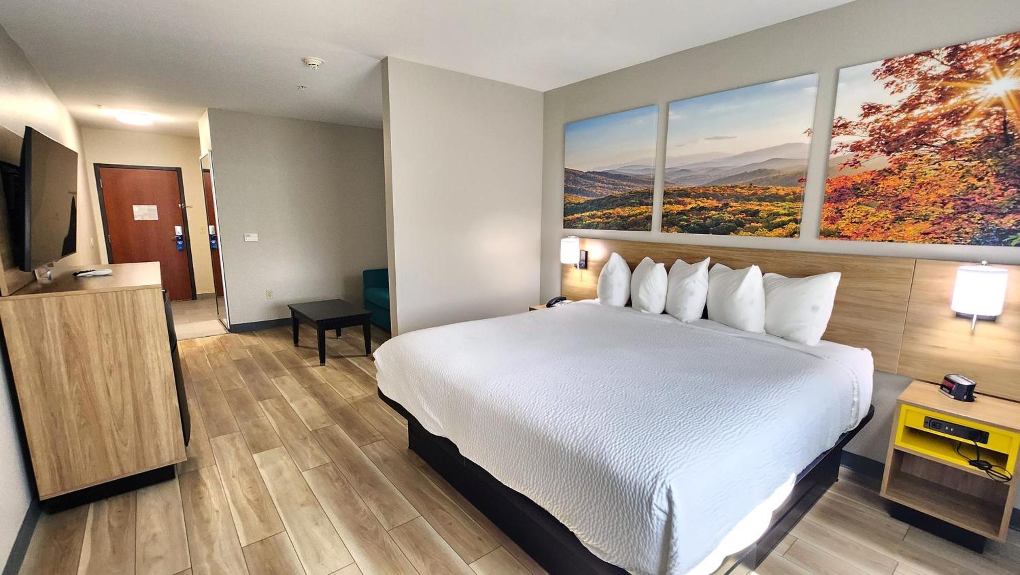Days Inn & Suites By Wyndham Russellville Εξωτερικό φωτογραφία