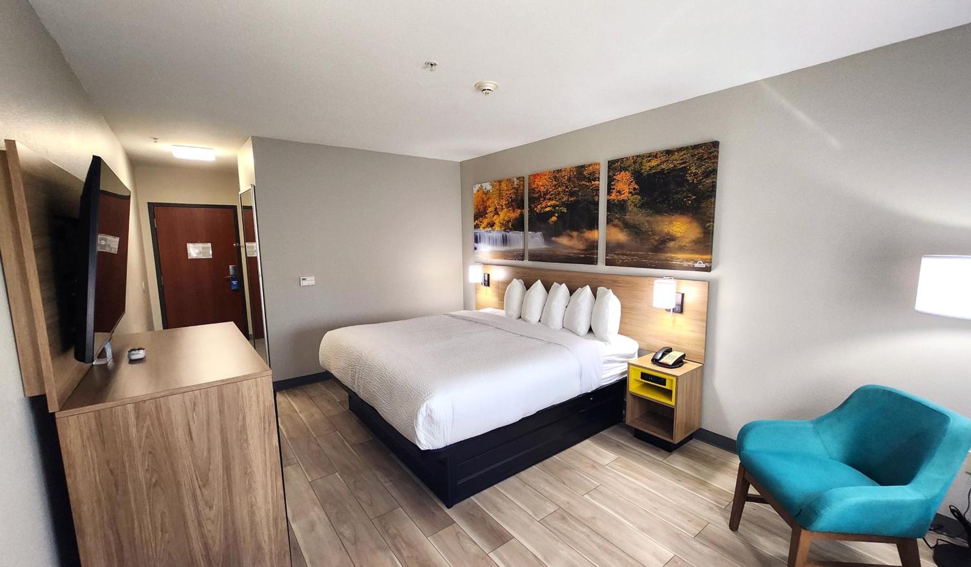 Days Inn & Suites By Wyndham Russellville Εξωτερικό φωτογραφία